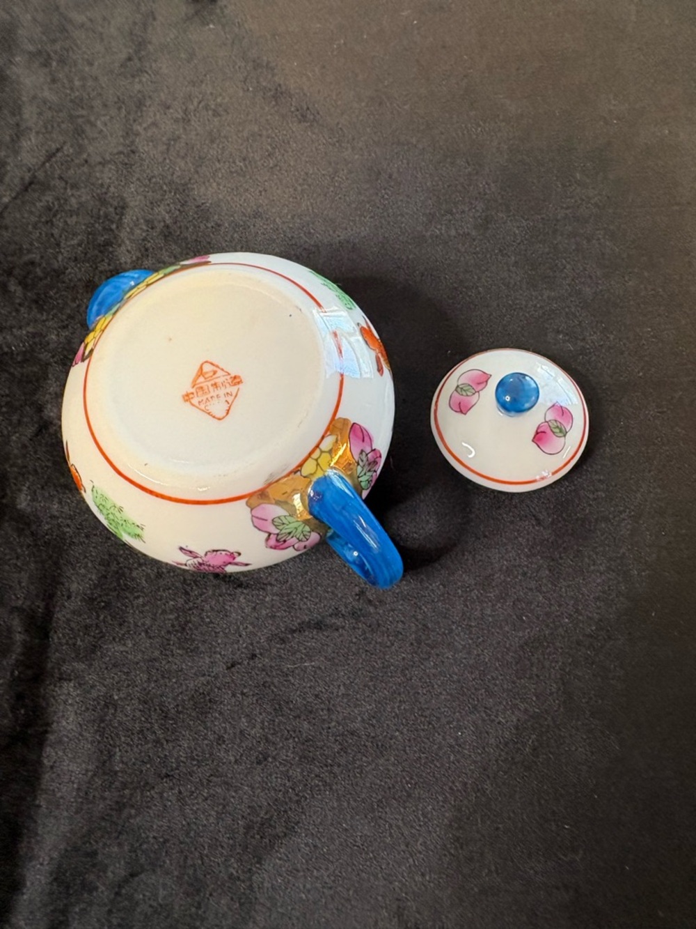 Vintage Chinese Miniature Fish-Themed Tea Serving Set - Picture 8 of 16